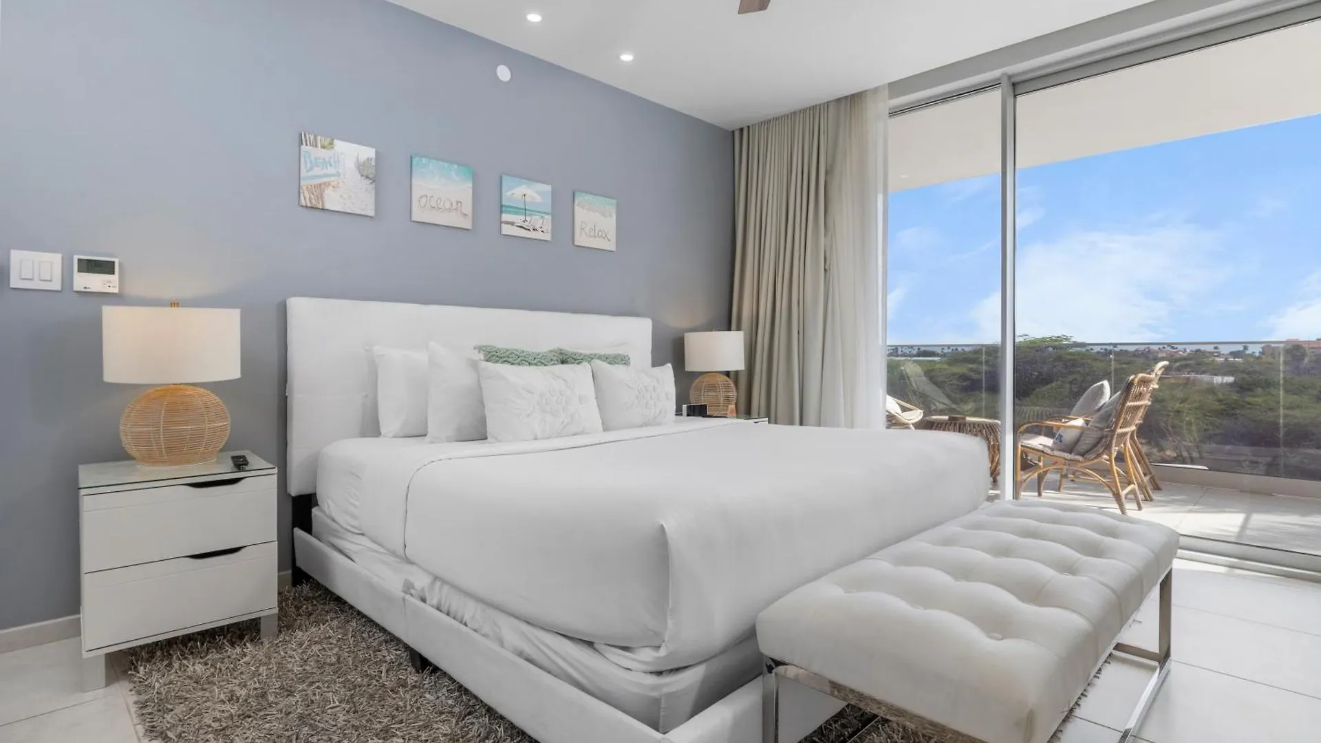 O Condominium Beachfront Residences, By Bocobay Aruba Palm Beach
