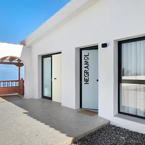 https://linaje-del-pago-negramol.in-canary-islands.com